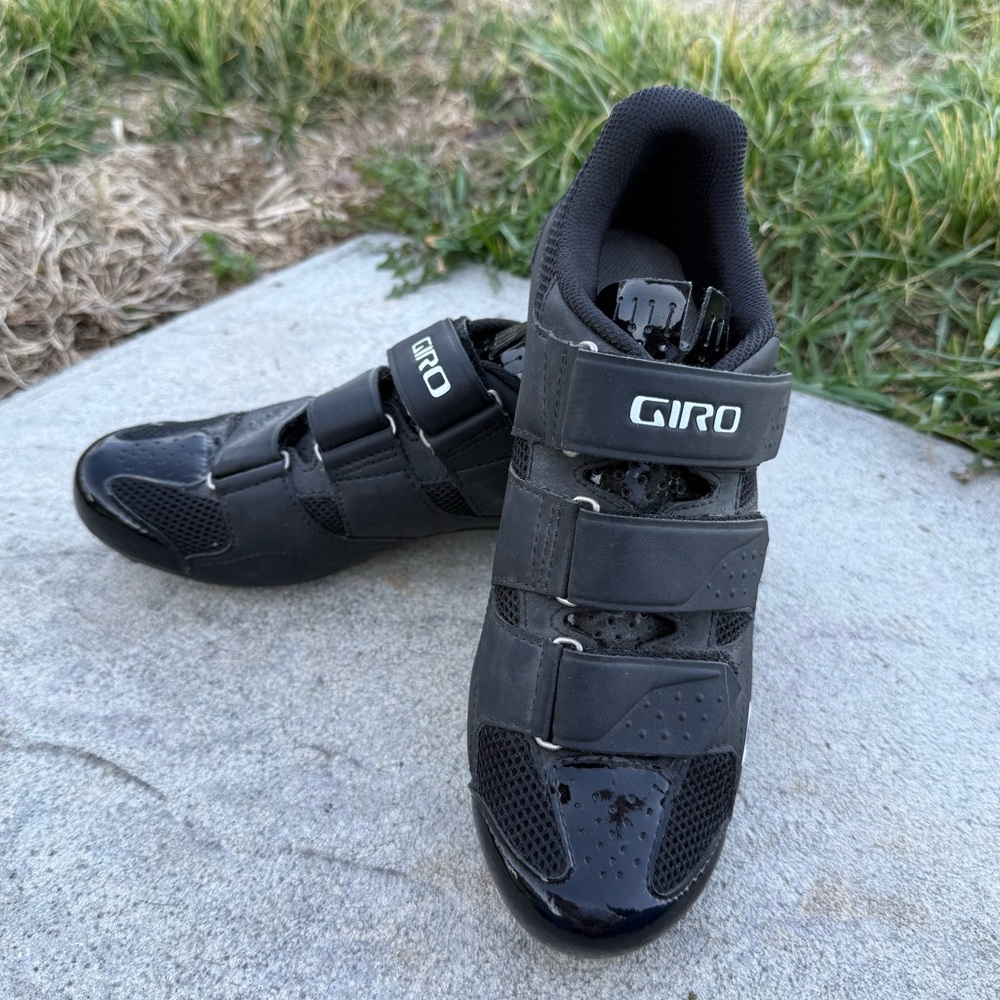 Giro Techne Black Bike Shoes - Women's size 40 or 9 S2